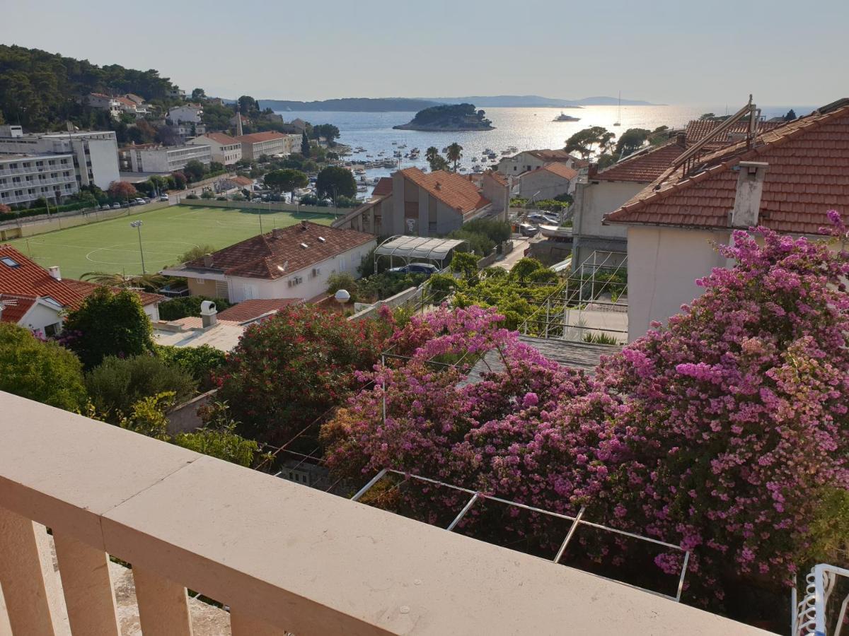 Apartments & Rooms Zlatica Hvar Хвар Экстерьер фото