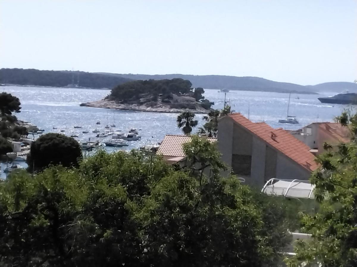 Apartments & Rooms Zlatica Hvar Хвар Экстерьер фото