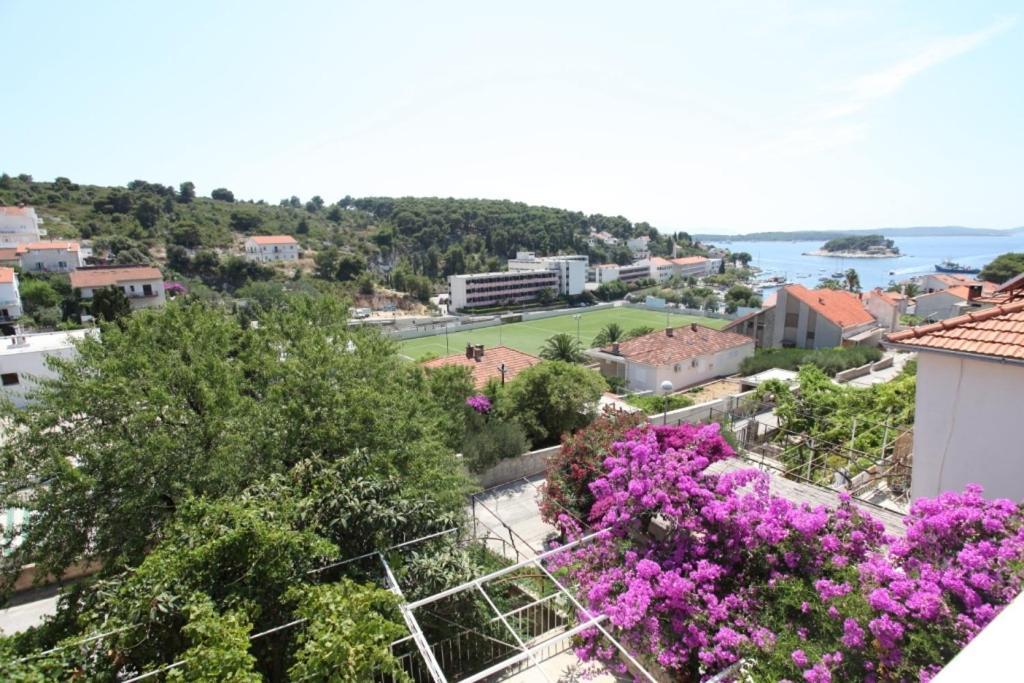 Apartments & Rooms Zlatica Hvar Хвар Экстерьер фото